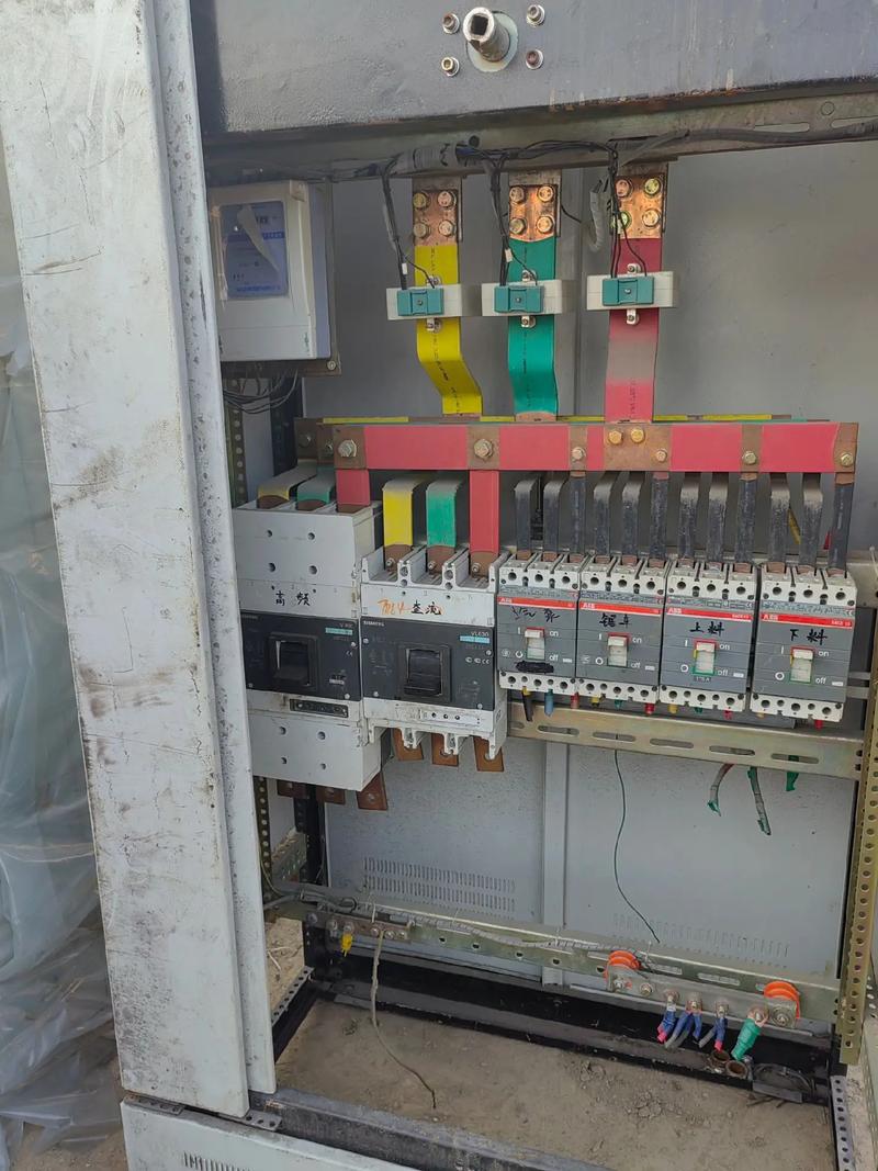 無(wú)功補(bǔ)償,對(duì)焊機(jī),補(bǔ)鋅機(jī),開(kāi)關(guān)柜現(xiàn)貨出售價(jià)格低1836409